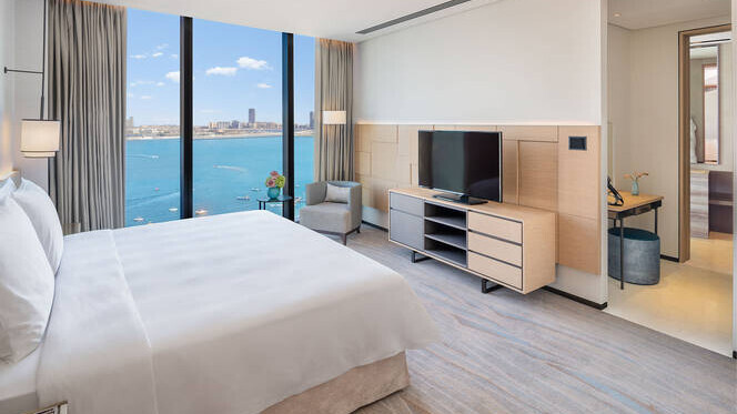 Club One Bedroom Executive Sea View Suite